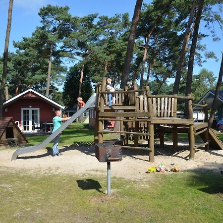 Lodge 6 Personen Camping De Molenhof Reutum Exteriör bild