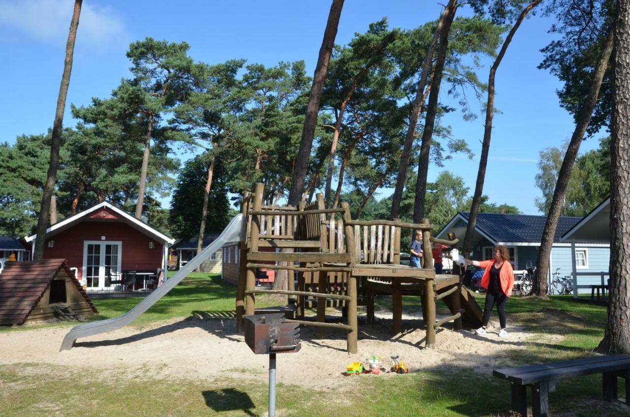 Lodge 6 Personen Camping De Molenhof Reutum Exteriör bild